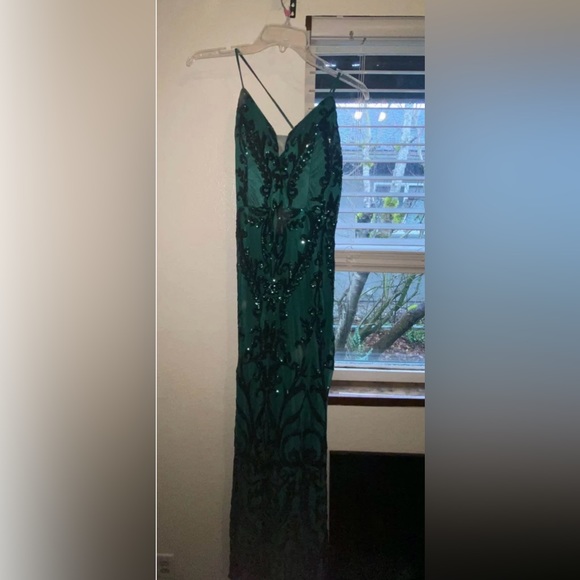 Dancing Queen Prom Dress - Picture 2 of 4